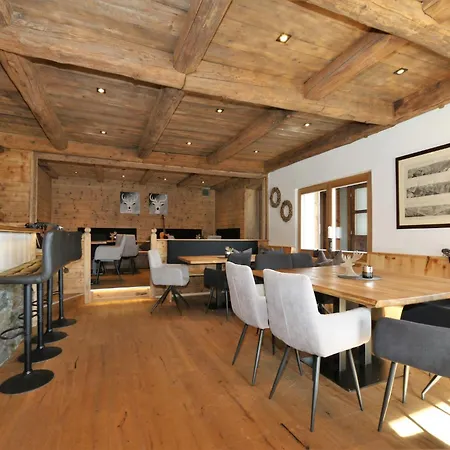 Alpine Pasture In The Zillertal Mountains * Zellberg